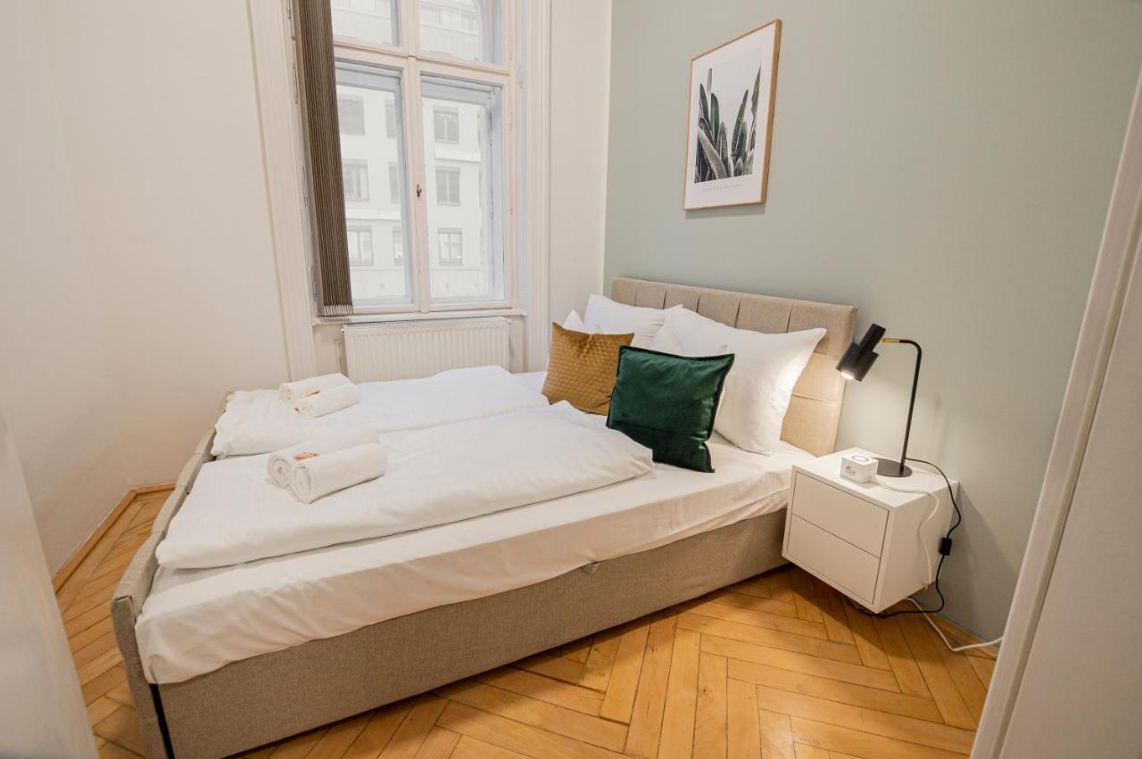 Charming Apt Perfect For 4-6 Tram, Self-Checkin Wien Ngoại thất bức ảnh